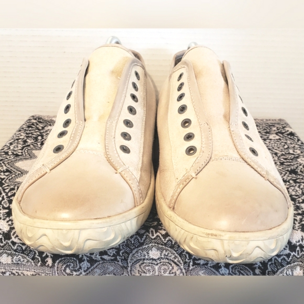 Men’s John Varvatos Star Laceless Low Top Sneaker Size 11 Medium Beige - Picture 7 of 14